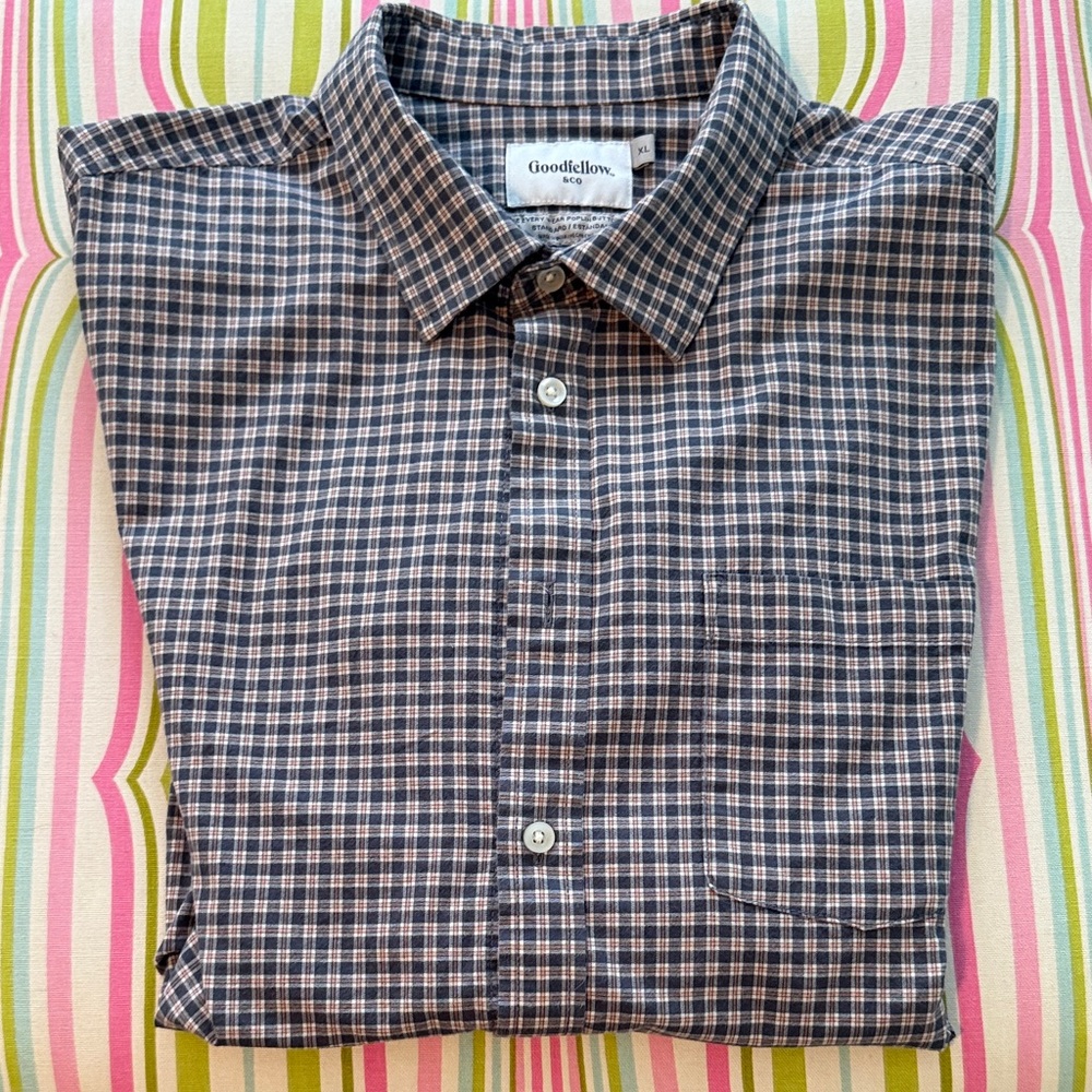 Men’s Goodfellow & Co Men's Gray Plaid Shirt size XL, long sleeve